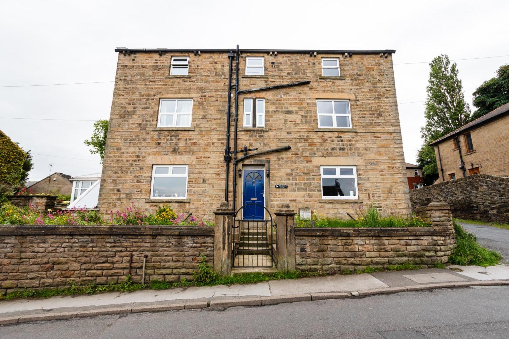Holmfield House Villa Clayton West Bagian luar foto