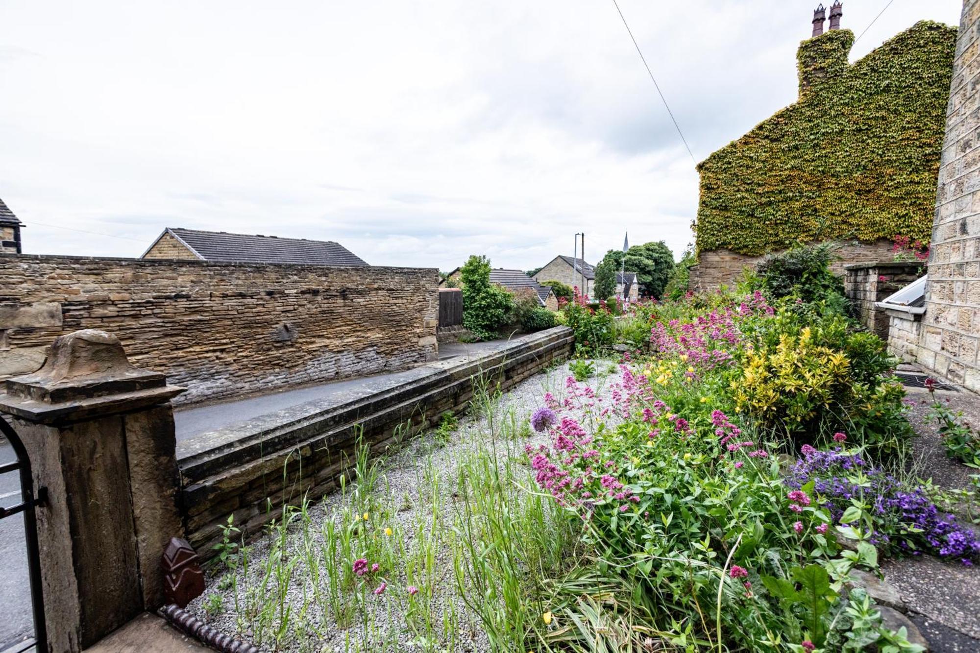Holmfield House Villa Clayton West Bagian luar foto